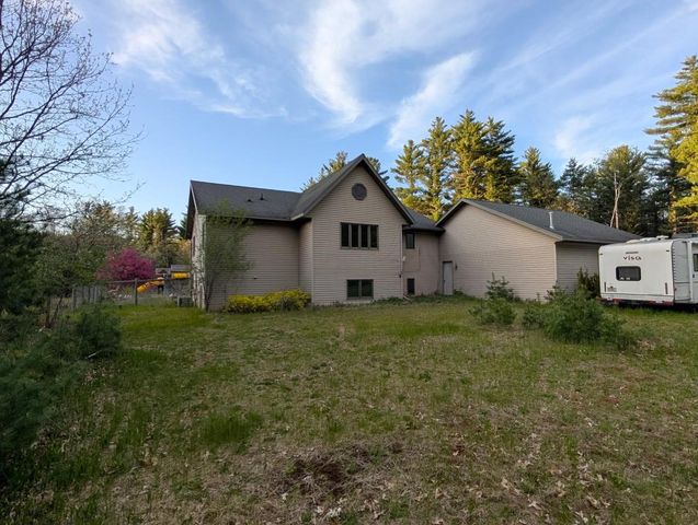 W6140 COUNTY ROAD H ROAD, Wild Rose, WI 54984