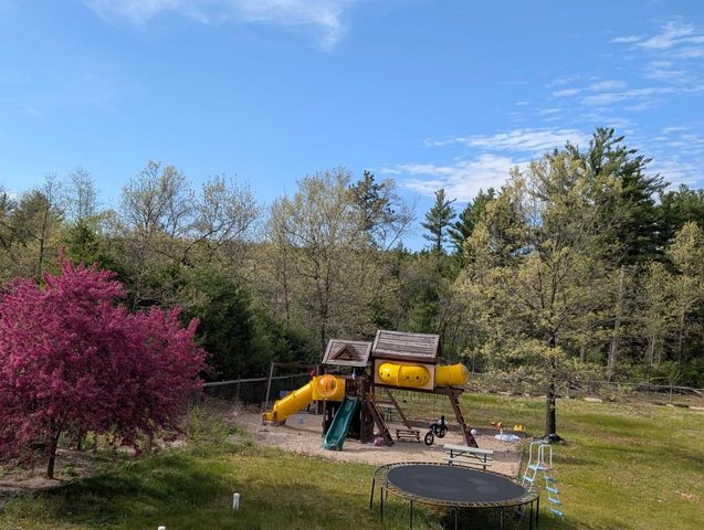 W6140 COUNTY ROAD H ROAD, Wild Rose, WI 54984