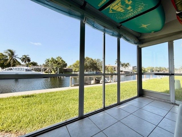 455 Paradise Isle Blvd 109, Hallandale Beach, FL 33009