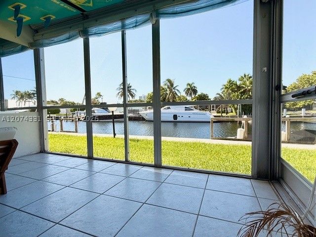 455 Paradise Isle Blvd 109, Hallandale Beach, FL 33009