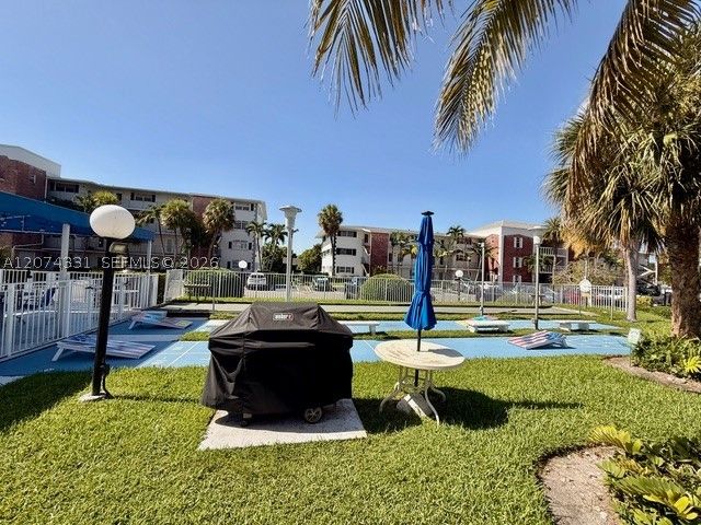 455 Paradise Isle Blvd 109, Hallandale Beach, FL 33009
