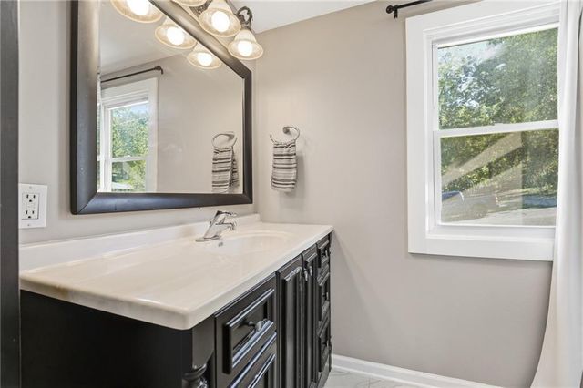 5142 NE Baxter Avenue, Kansas City, MO 64119