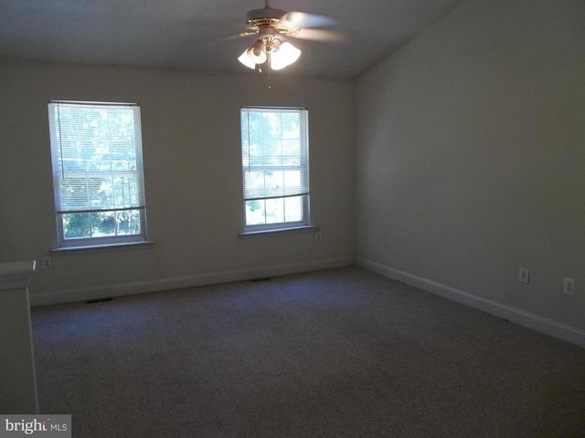 673 RUNNING FOX RD, Lusby, MD 20657