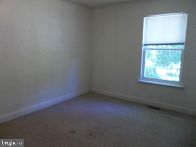 673 RUNNING FOX RD, Lusby, MD 20657