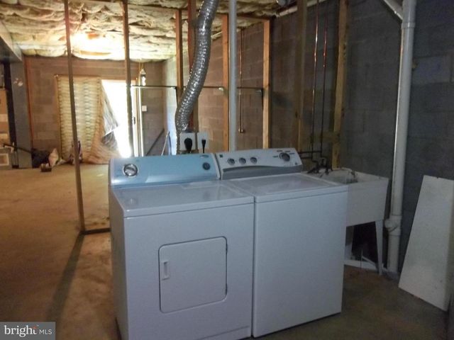 673 RUNNING FOX RD, Lusby, MD 20657