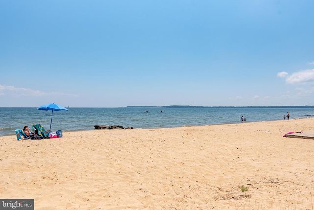 673 RUNNING FOX RD, Lusby, MD 20657