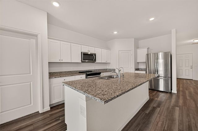 1037 Lacebark Pine Lane, Brookshire, TX 77423