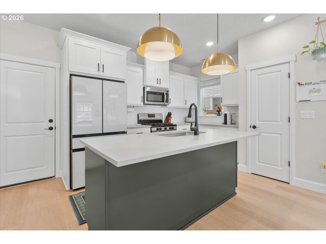 3901 Se 81ST Ave, Hillsboro, OR 97123