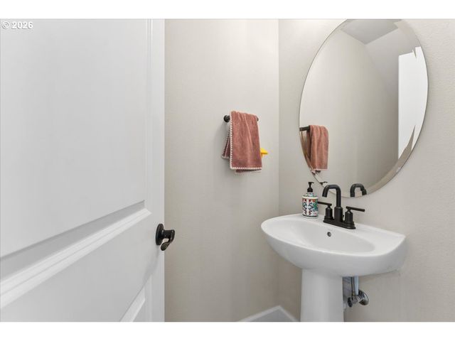 3901 Se 81ST Ave, Hillsboro, OR 97123