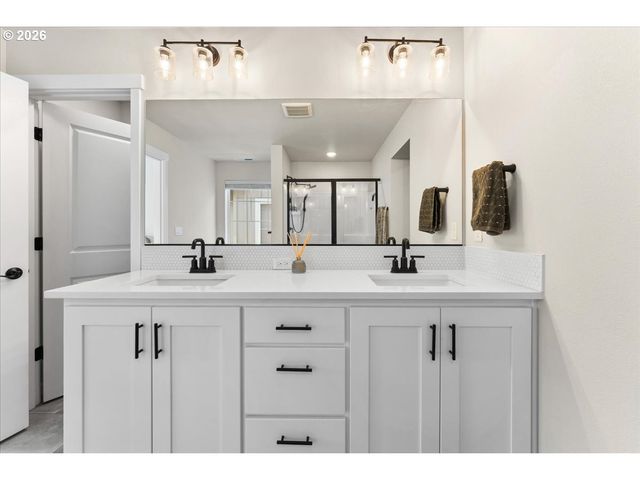 3901 Se 81ST Ave, Hillsboro, OR 97123