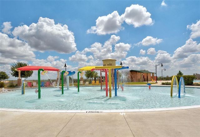 419 Strawberry Blonde DR, Buda, TX 78610