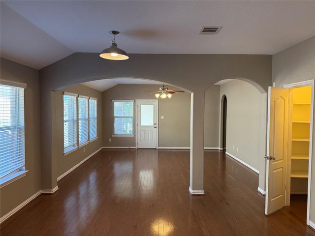 419 Strawberry Blonde DR, Buda, TX 78610