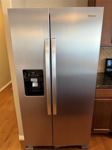 419 Strawberry Blonde DR, Buda, TX 78610