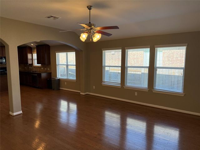 419 Strawberry Blonde DR, Buda, TX 78610