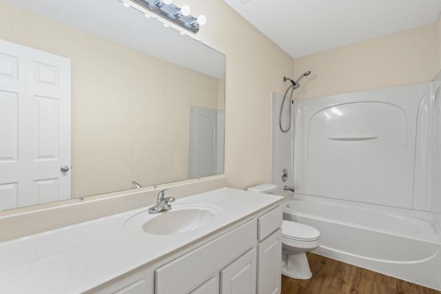 4955 KNOB CREEK TRL, Arlington, TN 38002