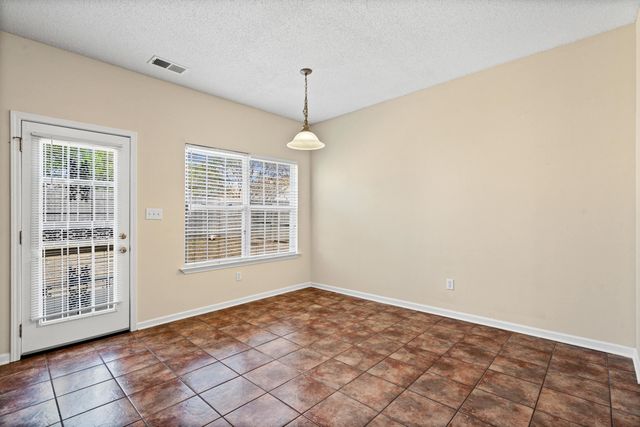 4955 KNOB CREEK TRL, Arlington, TN 38002