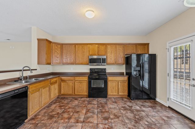 4955 KNOB CREEK TRL, Arlington, TN 38002