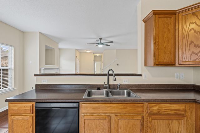 4955 KNOB CREEK TRL, Arlington, TN 38002