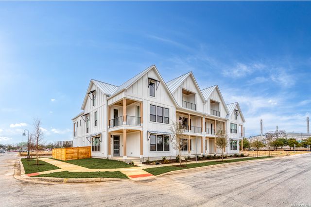 411 MCMILLAN PL, San Antonio, TX 78210