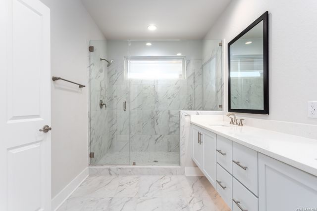411 MCMILLAN PL, San Antonio, TX 78210