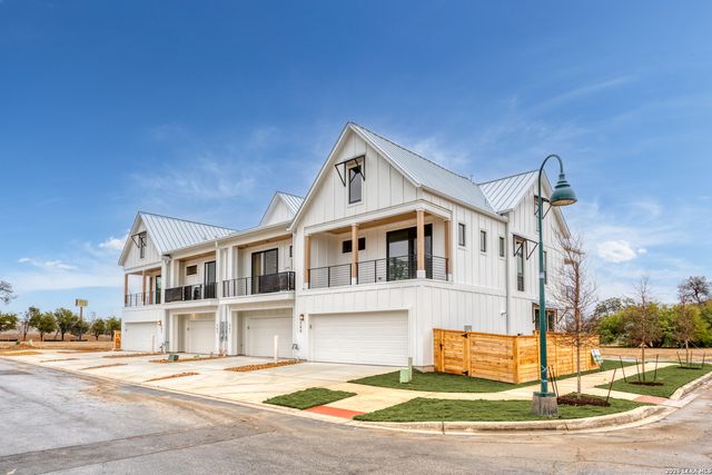 411 MCMILLAN PL, San Antonio, TX 78210