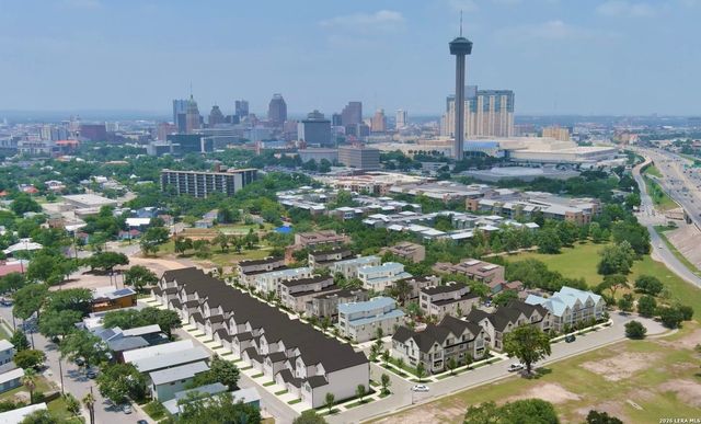 411 MCMILLAN PL, San Antonio, TX 78210