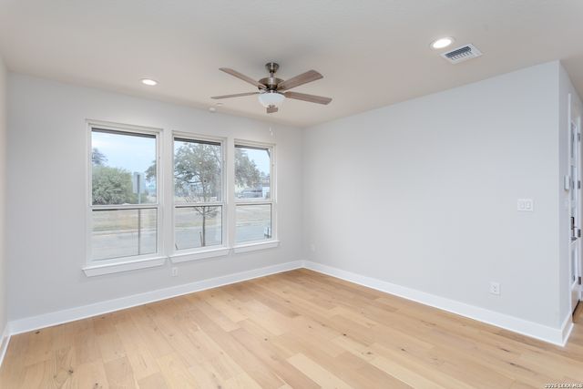 411 MCMILLAN PL, San Antonio, TX 78210
