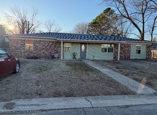 904 Short Street, Muldrow, OK 74948