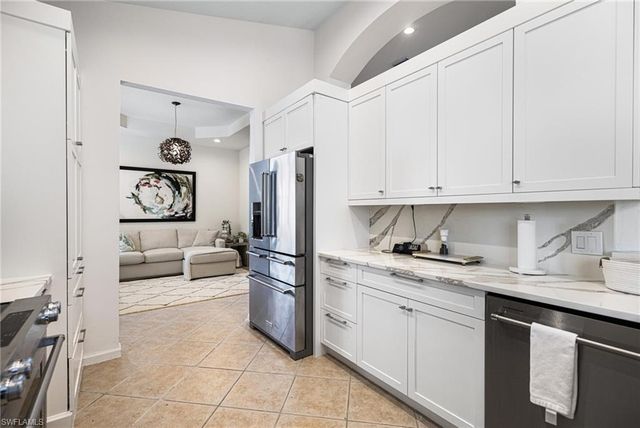 19071 Ridgepoint DR 202, Estero, FL 33928