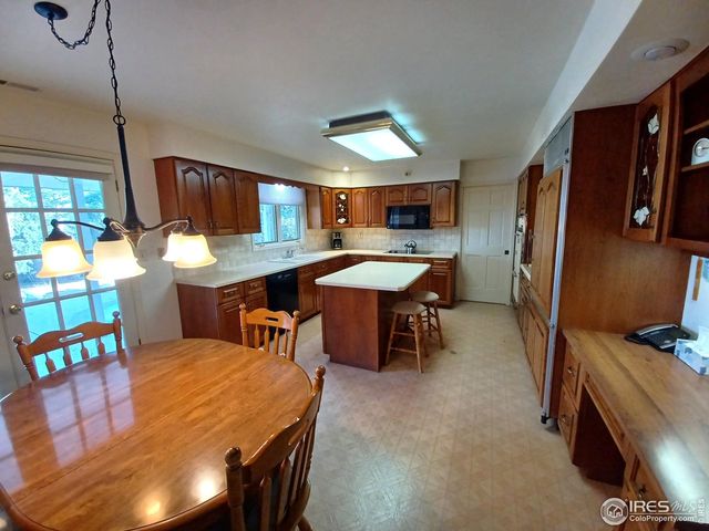 5860 Wood Sorrel Dr, Littleton, CO 80123