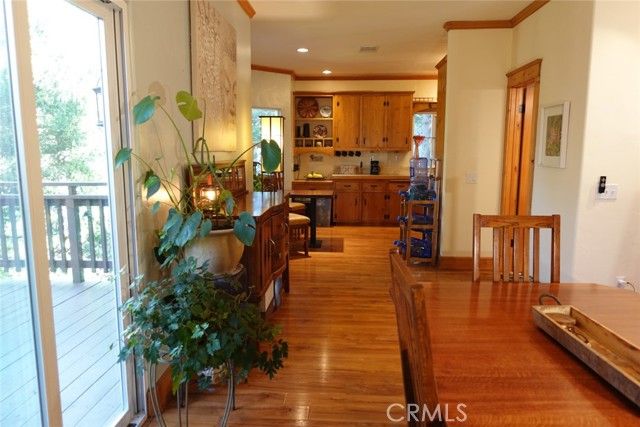 23950 Bowl Rd, Crestline, CA 92325