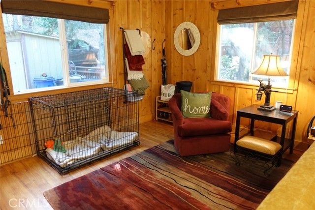 23950 Bowl Rd, Crestline, CA 92325