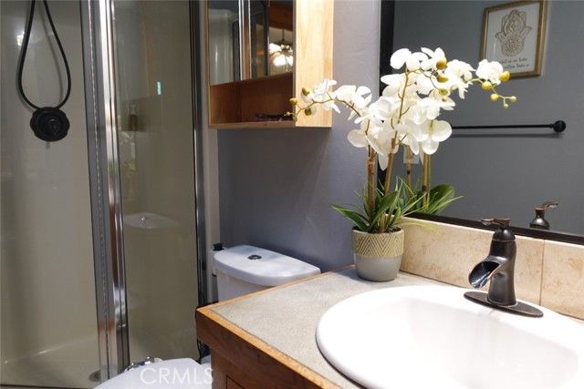 23950 Bowl Rd, Crestline, CA 92325