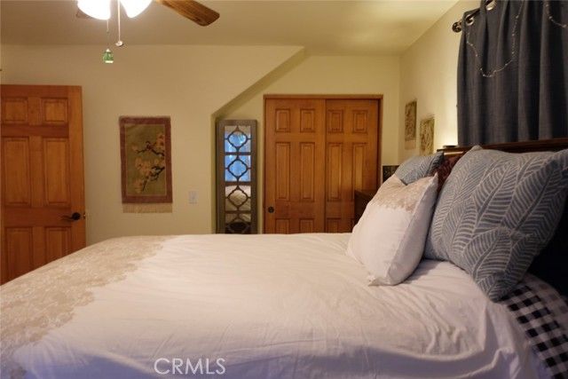 23950 Bowl Rd, Crestline, CA 92325