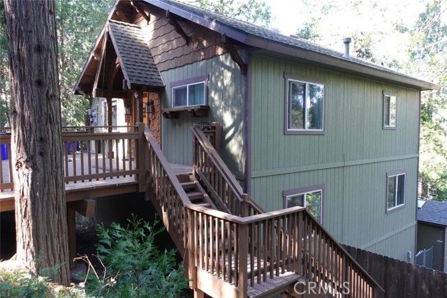 23950 Bowl Rd, Crestline, CA 92325