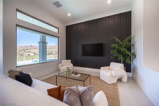 18 Brookridge Drive, Henderson, NV 89052