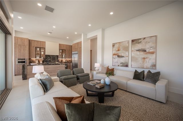 18 Brookridge Drive, Henderson, NV 89052