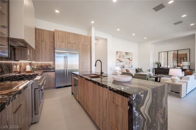18 Brookridge Drive, Henderson, NV 89052