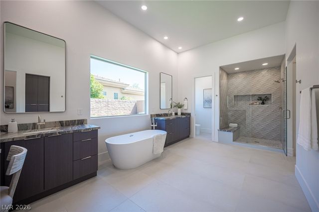 18 Brookridge Drive, Henderson, NV 89052