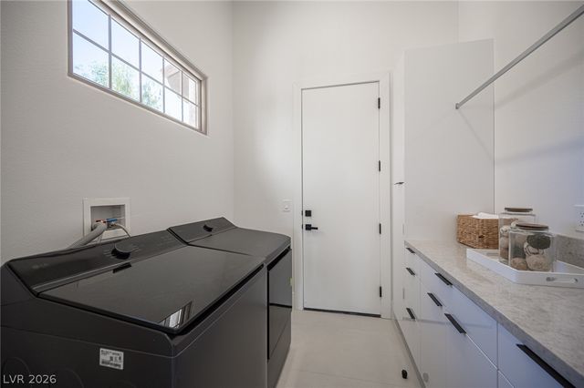 18 Brookridge Drive, Henderson, NV 89052