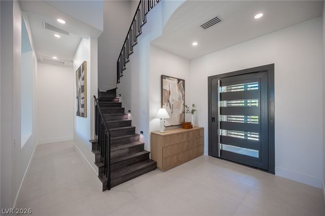 18 Brookridge Drive, Henderson, NV 89052
