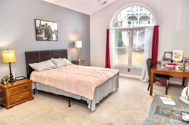 5 Gemini Heights, Weaverville, NC 28787