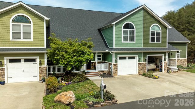 5 Gemini Heights, Weaverville, NC 28787