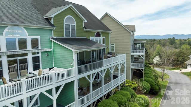 5 Gemini Heights, Weaverville, NC 28787