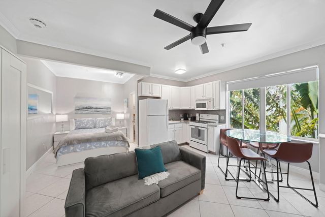 3710 Collins Avenue N-304, Miami Beach, FL 33140