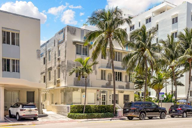 3710 Collins Avenue N-304, Miami Beach, FL 33140