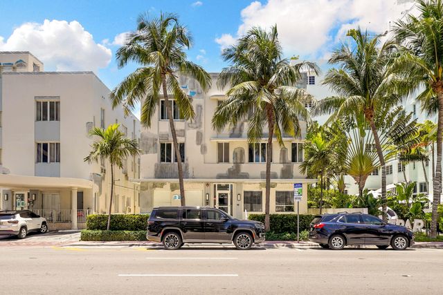 3710 Collins Avenue N-304, Miami Beach, FL 33140