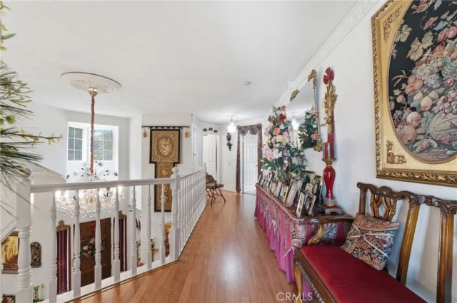 933 La Salle Circle, Corona, CA 92879