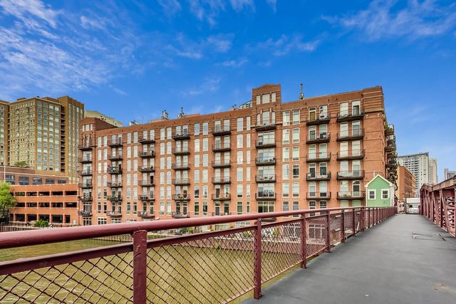 550 N Kingsbury Street 423, Chicago, IL 60654