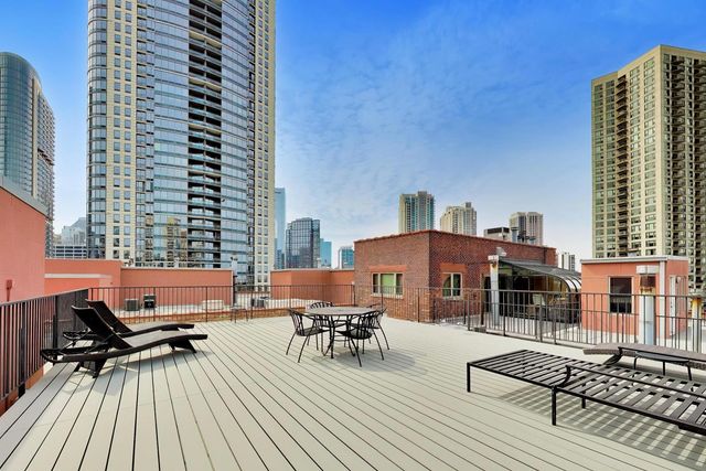 550 N Kingsbury Street 423, Chicago, IL 60654